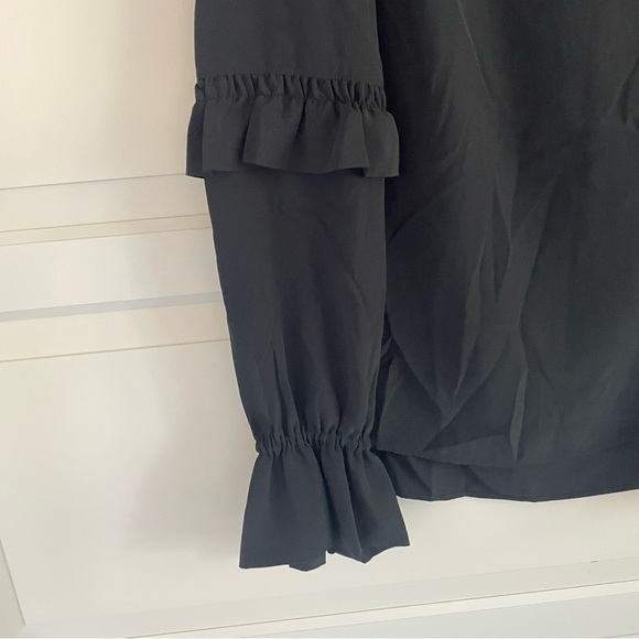AKRIS Punto Silk Ruffle Sleeve Black long sleeve Top Size 8 37936 - Picture 3 of 8
